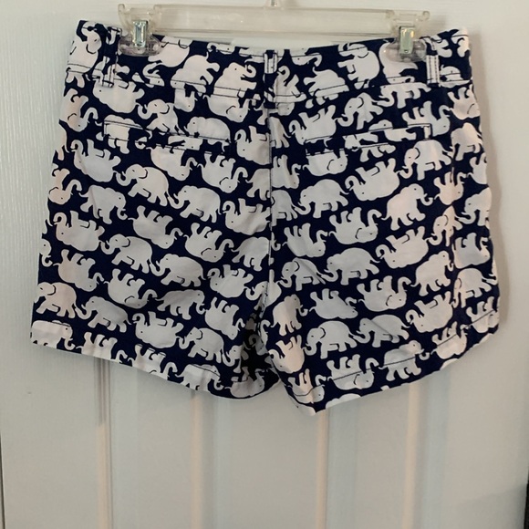 Women’s Lilly Pulitzer The Callahan Shorts Navy Blue w/White Elephants Sz. 6 - Picture 7 of 7